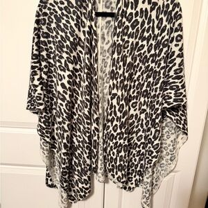 Simply Noelle Black & Cream Leopard kimono